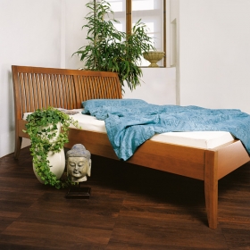 Piano I Bed with slatted headboard